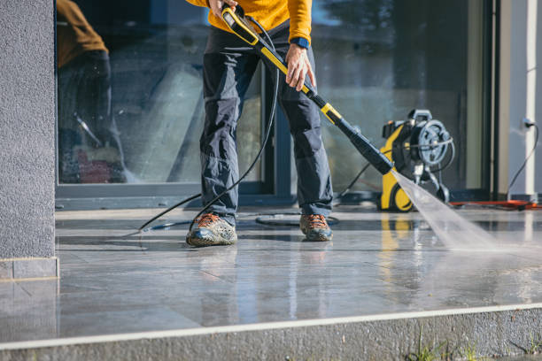 Best Pool Deck Cleaning  in Heavener, OK